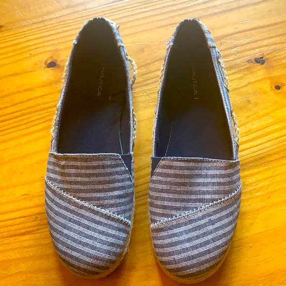 Nautica slip on Sumer flats - Picture 2 of 10